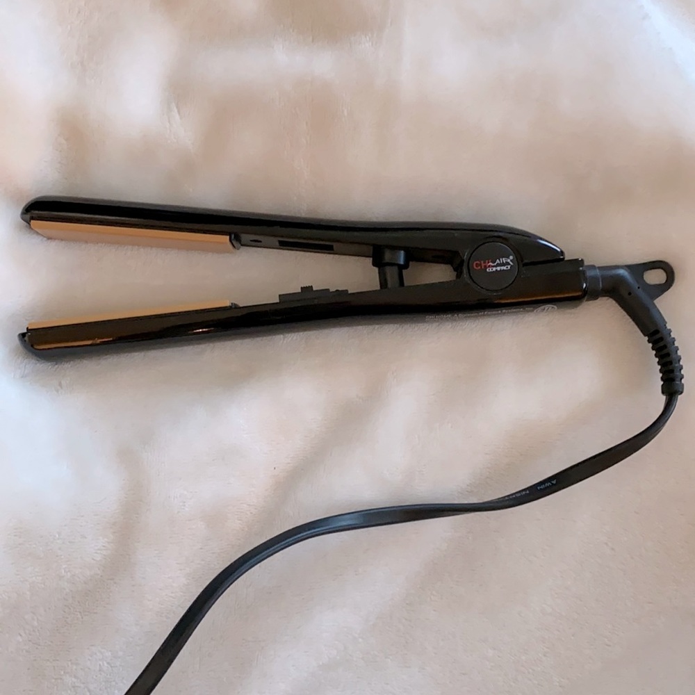 Chi Air compact hair straightener 1 inch